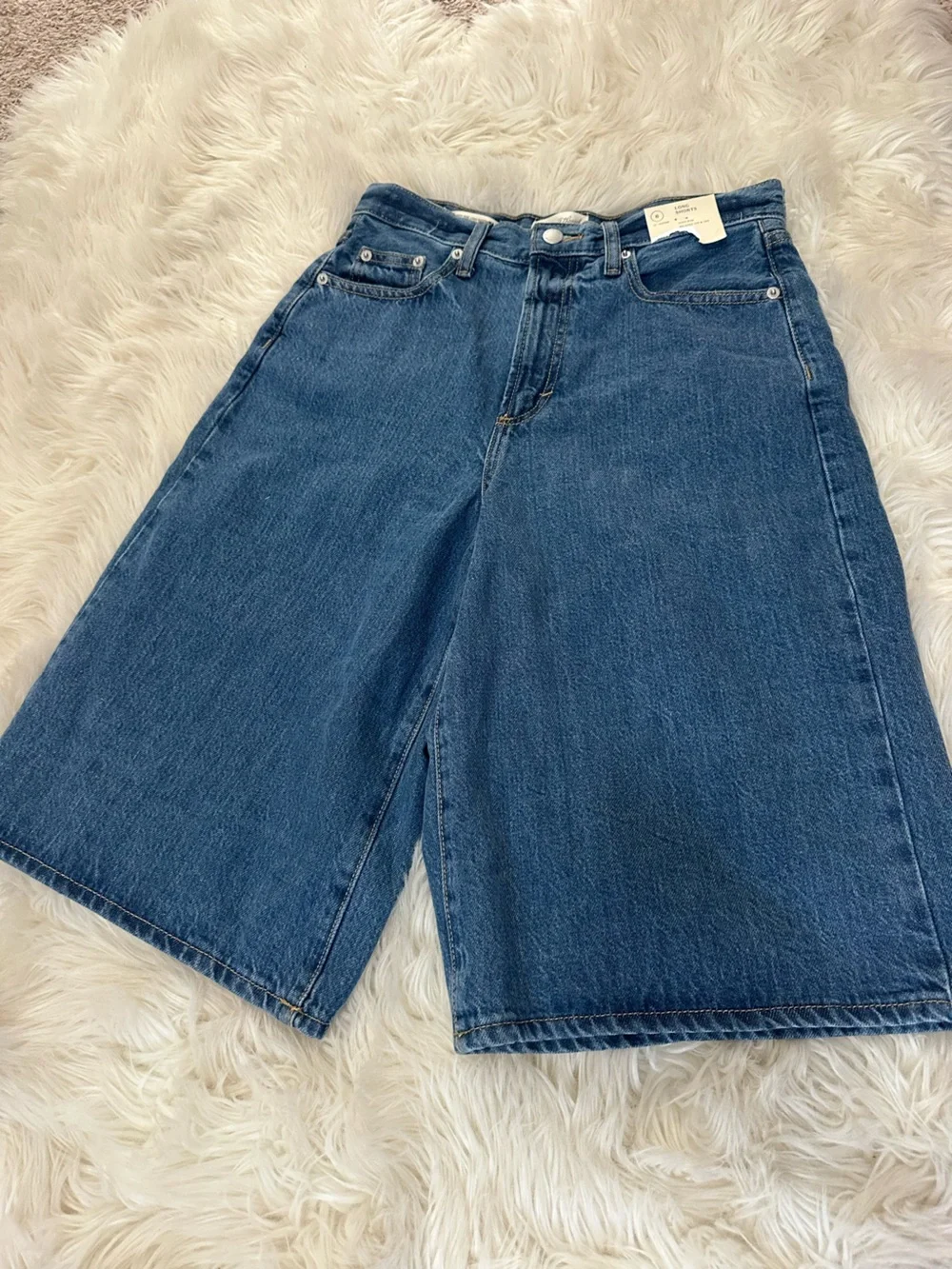 Universal Thread Women's high rise long shorts